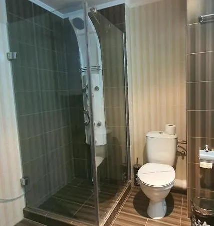 Hotell Art Babylon 4*