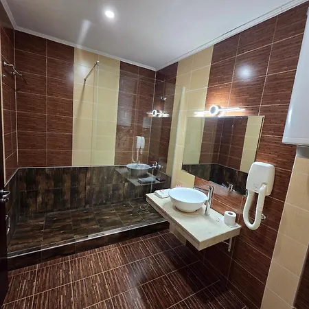 Art Babylon Hotell Slăntjev Brjag