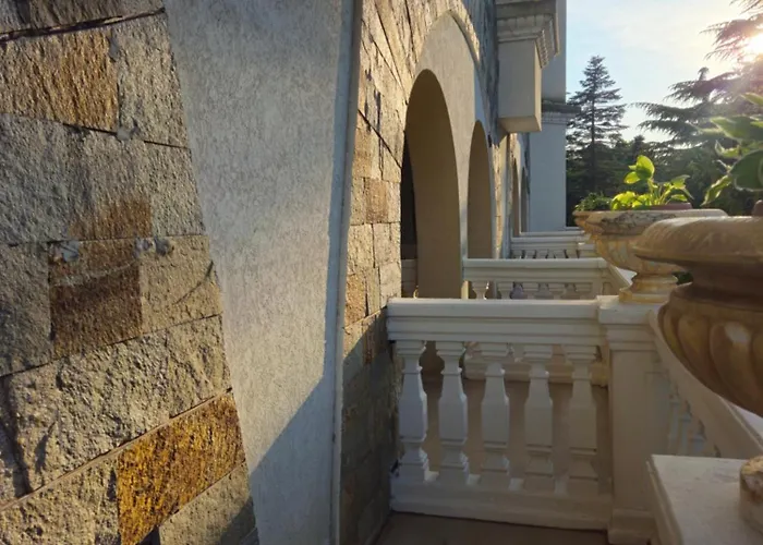 Art Babylon Сонячний Берег