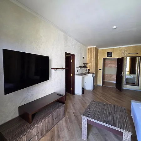 호텔 Art Babylon 4*