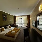 Art Babylon Hotel Slantchev Briag