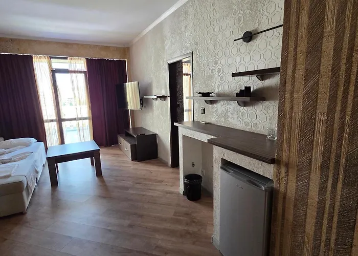 Art Babylon Sunny Beach