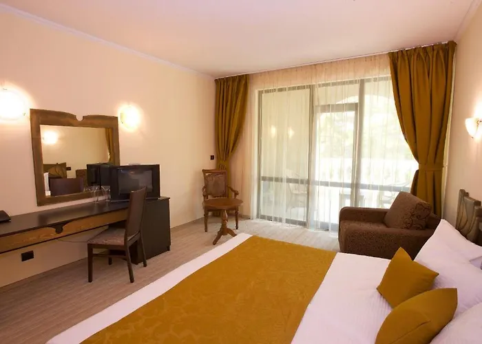 Hotel Art Babylon 4*